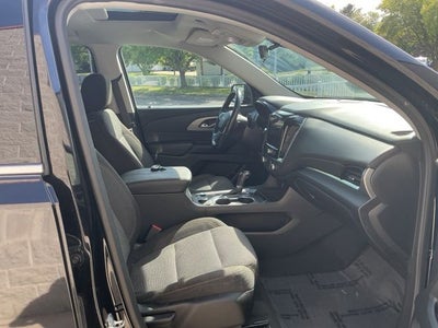 2018 Chevrolet Traverse LT Cloth w/1LT