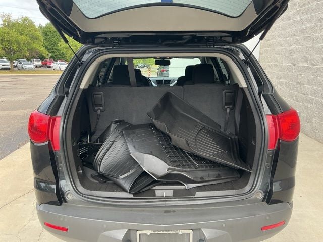 2011 Chevrolet Traverse LT 1LT