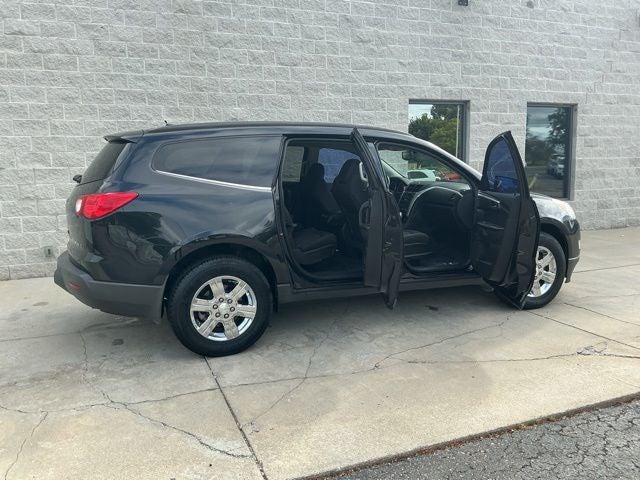 2011 Chevrolet Traverse LT 1LT
