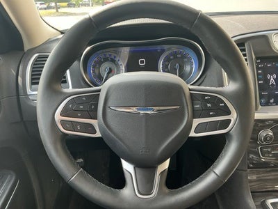 2017 Chrysler 300 Limited