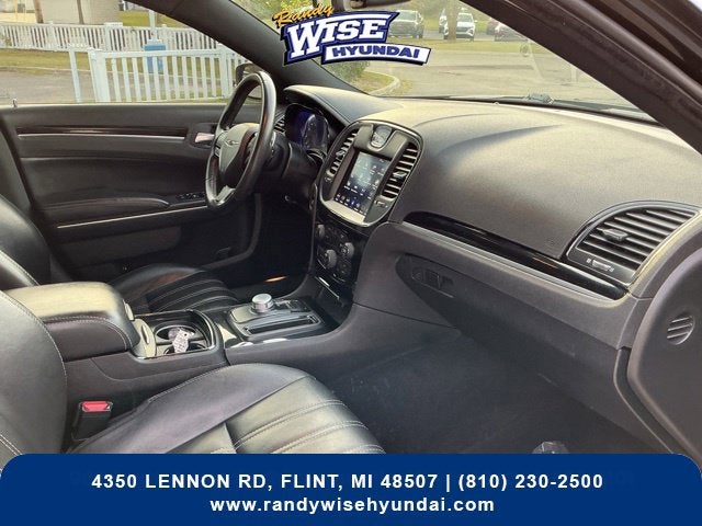 2019 Chrysler 300 S