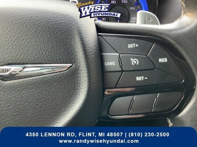 2019 Chrysler 300 S
