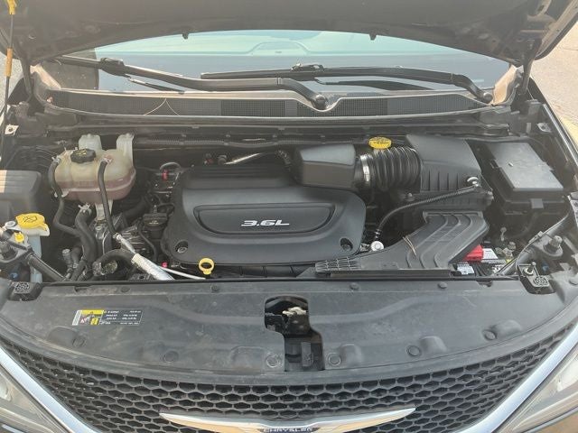 2017 Chrysler Pacifica Touring L
