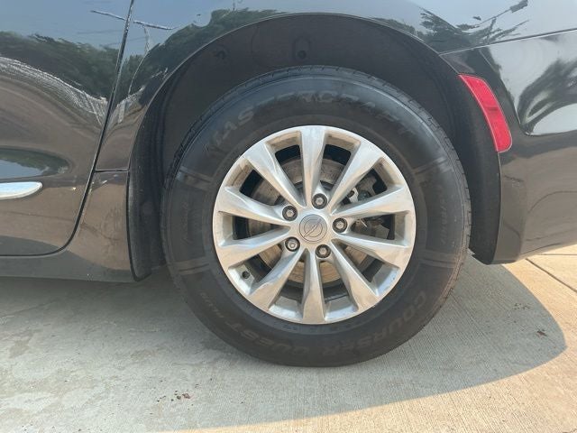 2017 Chrysler Pacifica Touring L