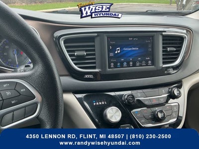 2021 Chrysler Voyager LXI