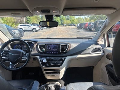2018 Chrysler Pacifica Touring L Plus