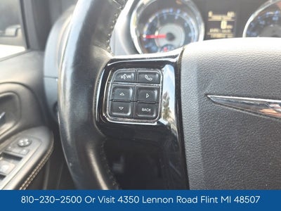 2016 Chrysler Town & Country S
