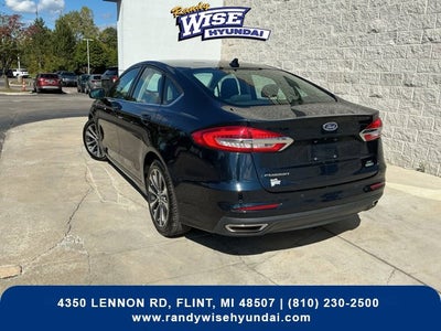 2020 Ford Fusion SE