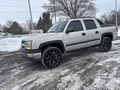 2004 Chevrolet Avalanche 1500 Base