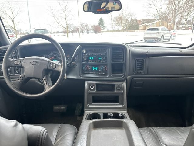 2004 Chevrolet Avalanche 1500 Base