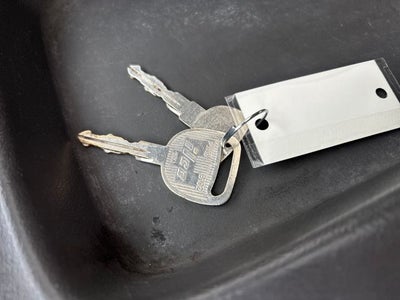 2004 Chevrolet Avalanche 1500 Base