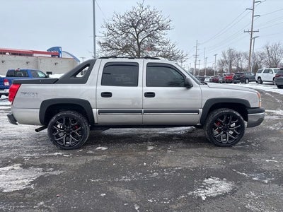 2004 Chevrolet Avalanche 1500 Base