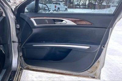 2016 Lincoln MKZ Base
