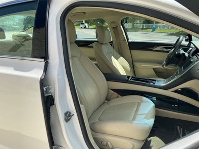 2014 Lincoln MKZ Base