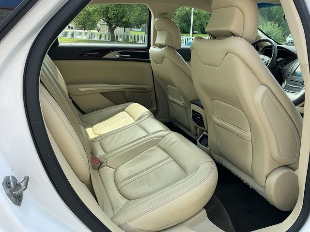 2014 Lincoln MKZ Base