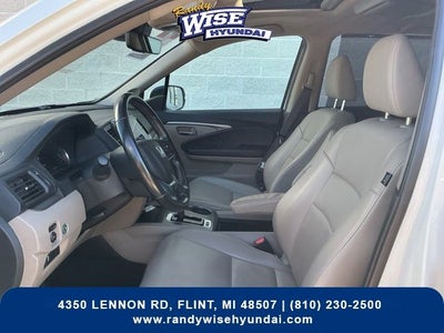 2019 Honda Pilot EX-L w/Navigation and Rear Entertainment System