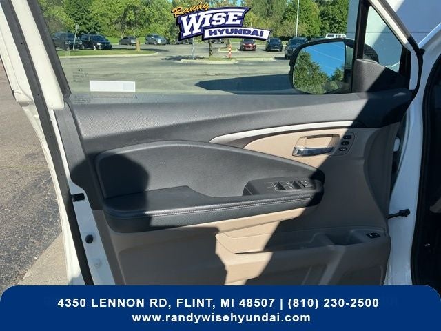 2019 Honda Pilot EX-L w/Navigation and Rear Entertainment System