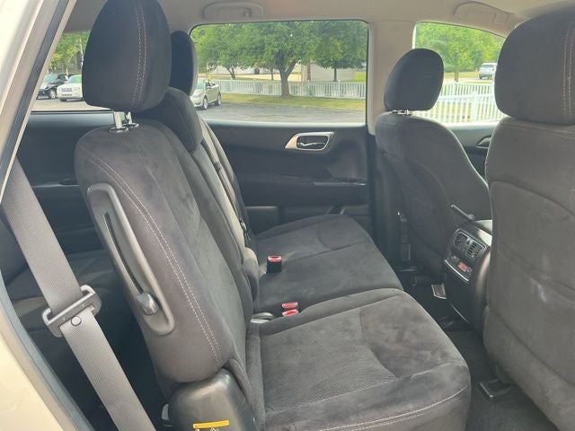 2014 Nissan Pathfinder SV