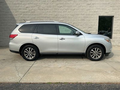 2014 Nissan Pathfinder SV