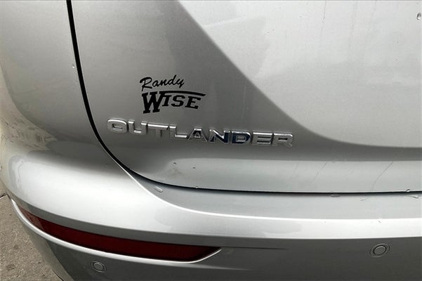 2022 Mitsubishi Outlander SE in Flushing, MI - Randy Wise Auto Depot