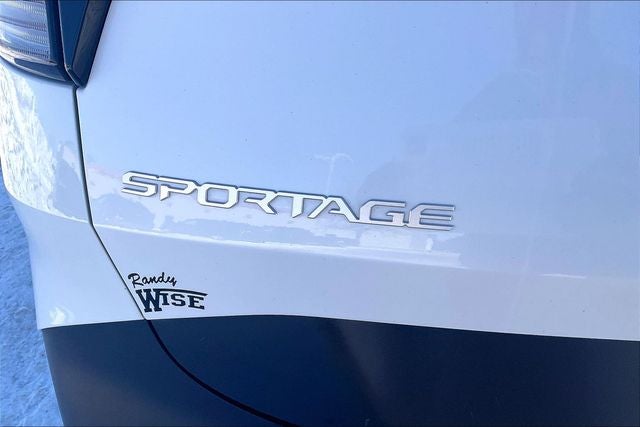 2023 Kia Sportage Hybrid LX