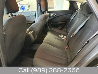 2016 Chrysler 200 Limited