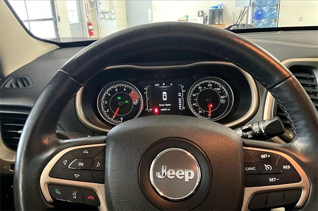 2016 Jeep Cherokee Altitude