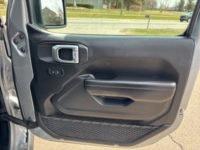 2021 Jeep Gladiator Willys