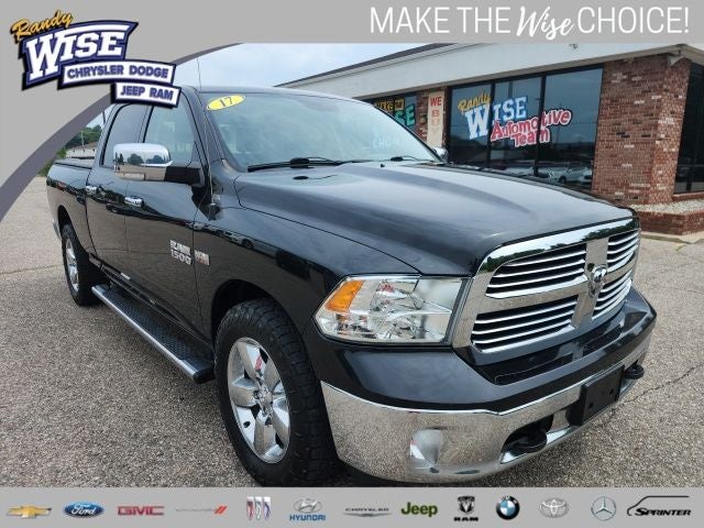 2017 RAM 1500 SLT