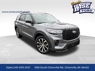 2025 Ford Explorer ST-Line