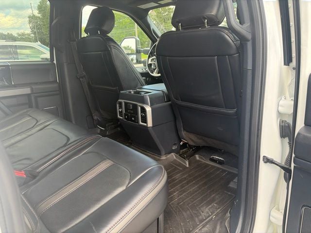 2022 Ford F-350SD Platinum