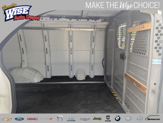 2019 Chevrolet Express Cargo Work Van - Photo 19
