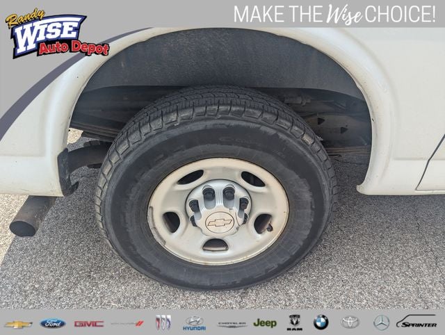 2019 Chevrolet Express Cargo Work Van - Photo 23