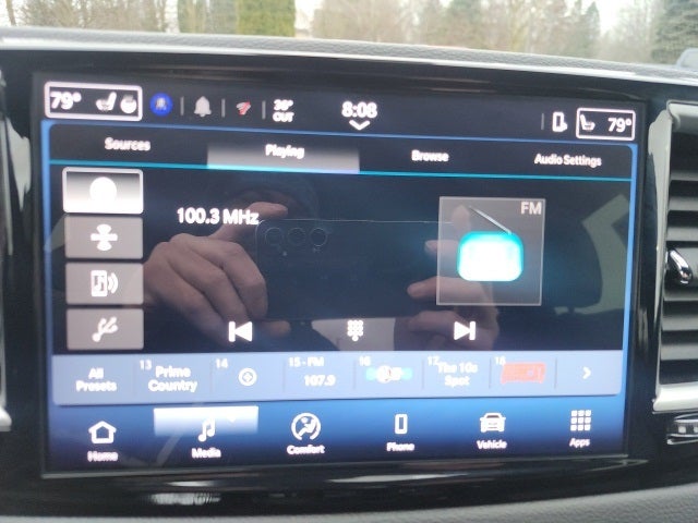 2025 Chrysler Pacifica Select