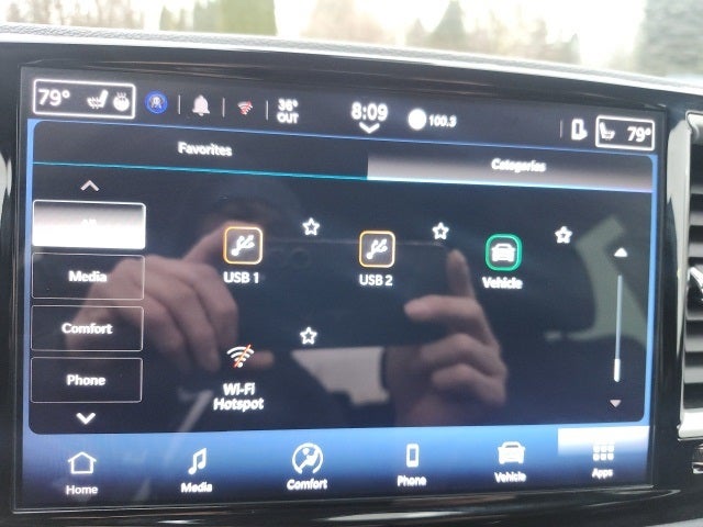 2025 Chrysler Pacifica Select