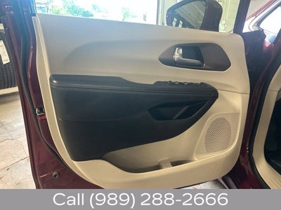 2017 Chrysler Pacifica Touring L Plus