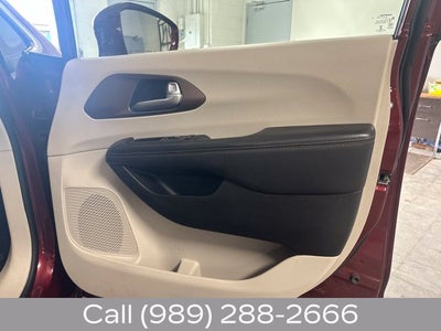 2017 Chrysler Pacifica Touring L Plus