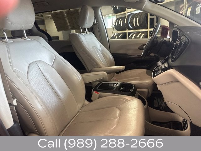2017 Chrysler Pacifica Touring L Plus