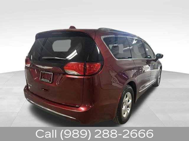 2017 Chrysler Pacifica Touring L Plus