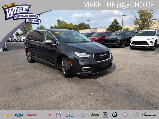 2023 Chrysler Pacifica Hybrid Limited
