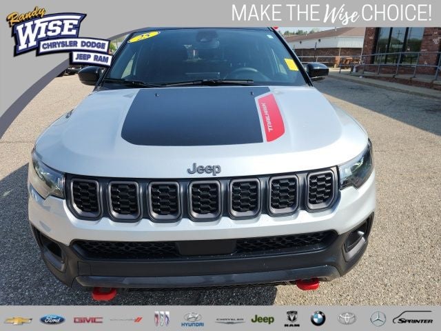 2025 Jeep Compass Trailhawk