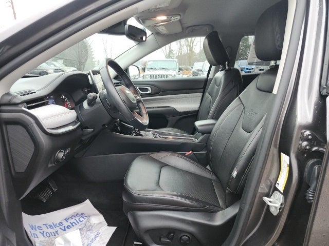 2022 Jeep Compass Latitude Lux