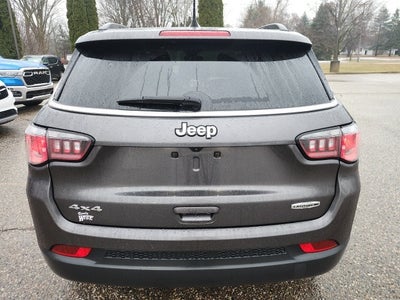 2022 Jeep Compass Latitude Lux