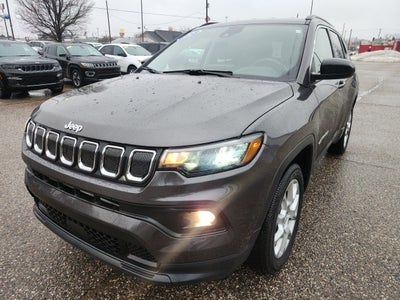 2022 Jeep Compass Latitude Lux