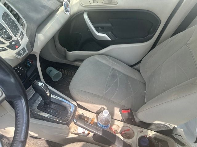2013 Ford Fiesta SE