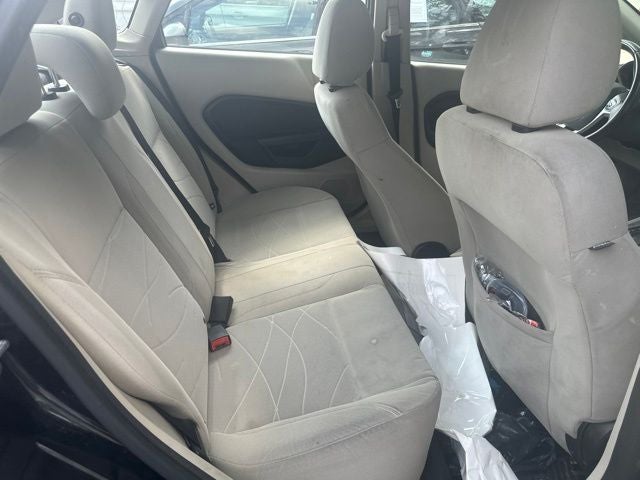 2013 Ford Fiesta SE