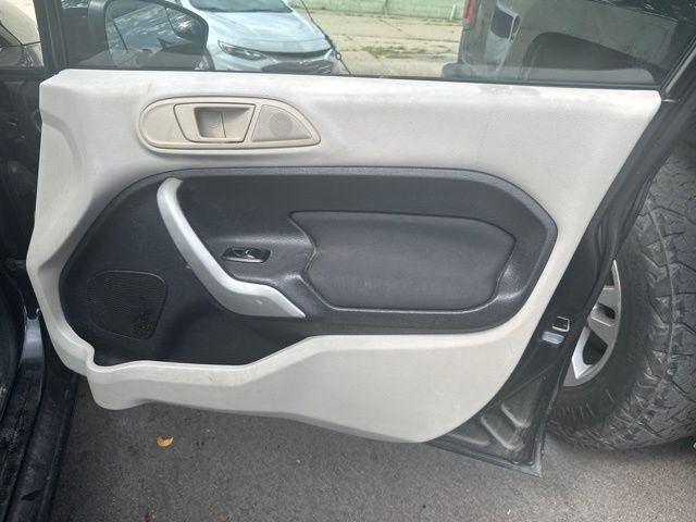 2013 Ford Fiesta SE