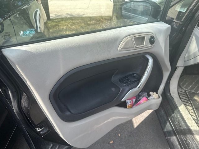 2013 Ford Fiesta SE