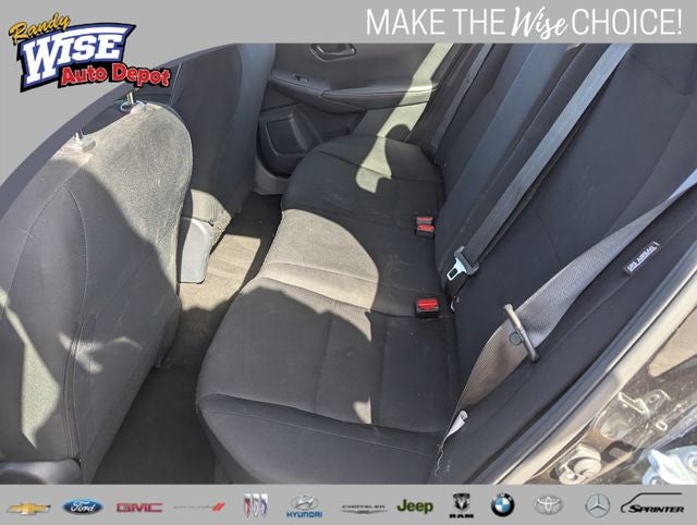 2025 Nissan Sentra S - Photo 17