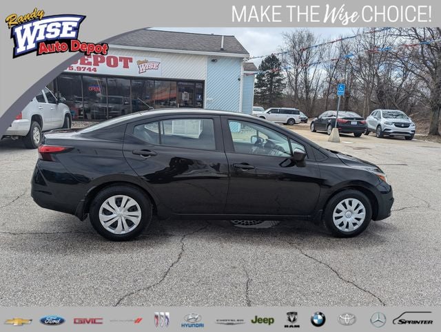 2021 Nissan Versa 1.6 S